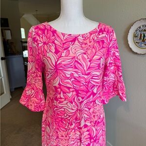 Lilly Pulitzer Pink Floral Cat Dress with Bell Sleeves Size Medium